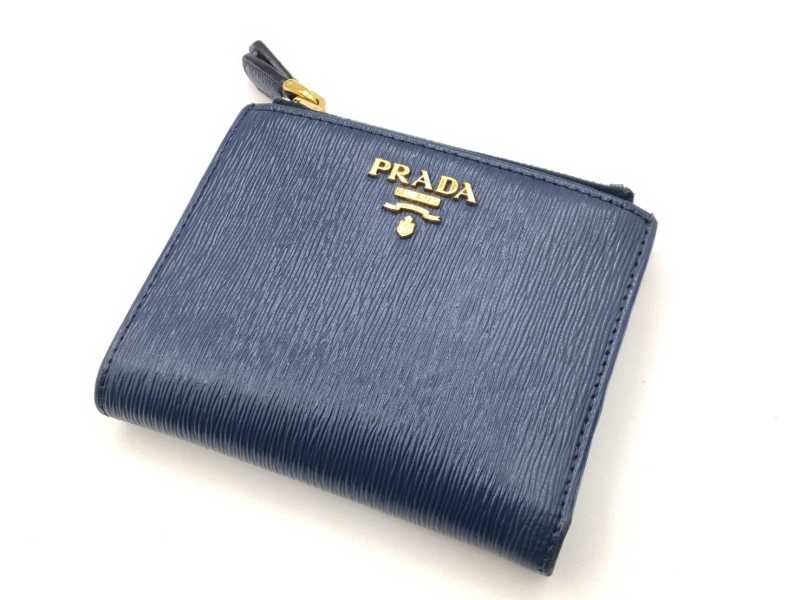 プラダ買取 コンパクトウォレット